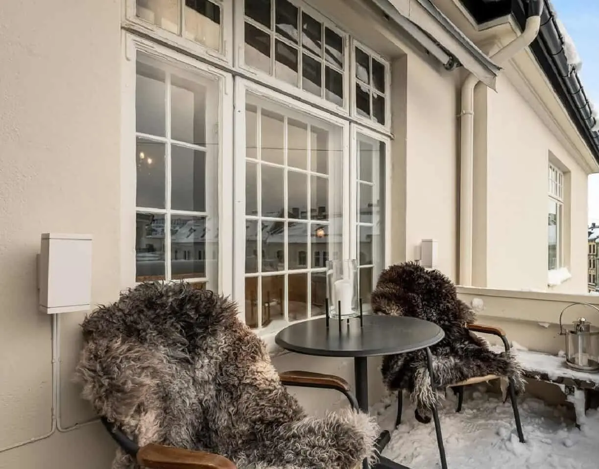 Illustration — Substantial classic apartment with lift, sunny balcony and garage, Frogner